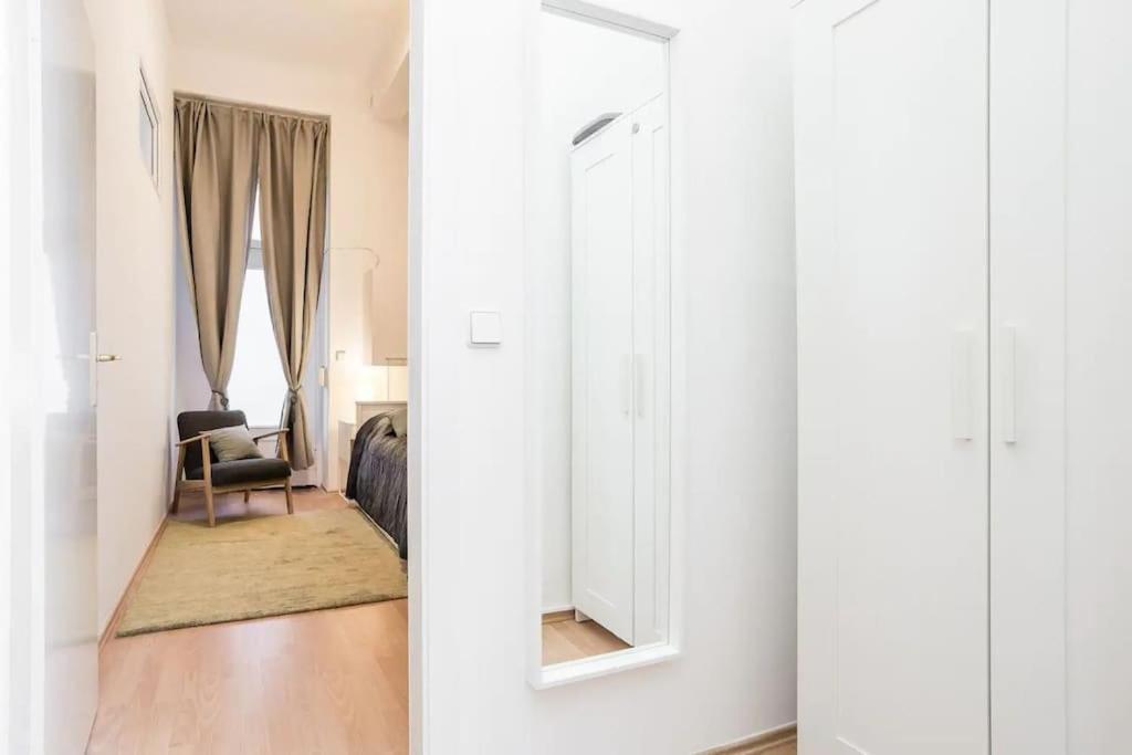 Newly Furnished Apartment For Up To 6 People Berlin Luaran gambar